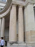 Blois, Chateau, Aile Gaston d'Orleans, Colonnes